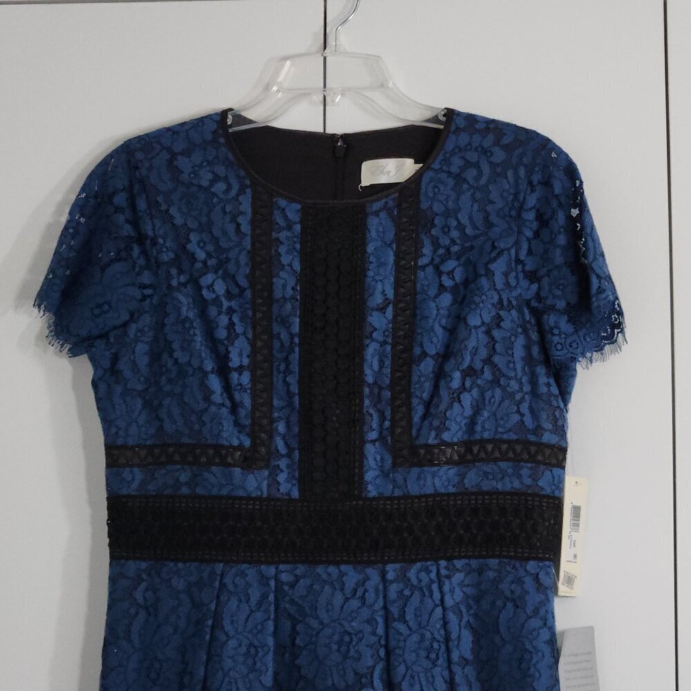 NWT Eliza J Lace Dress Size 12P Blue Pockets Wedding/Cocktail - Picture 2 of 5